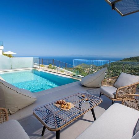 Inorato - Luxury Villa With Private Swimming Pool กาลามิตซี ภายนอก รูปภาพ