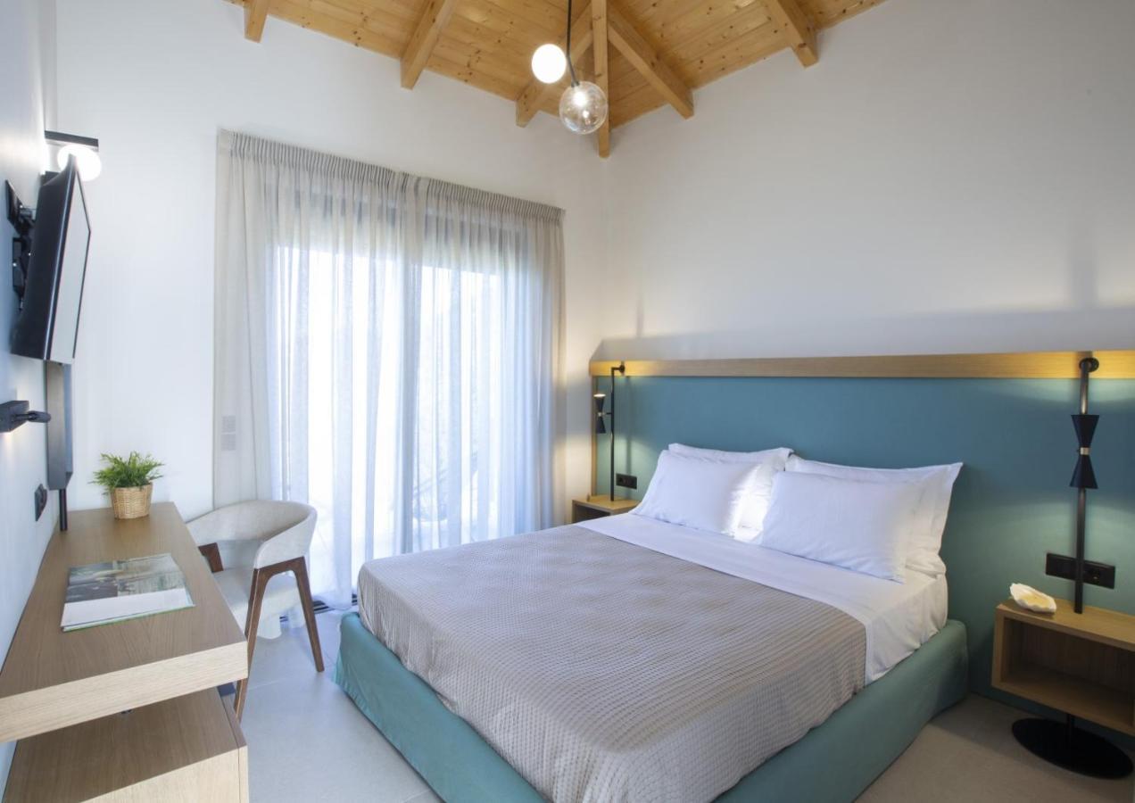 Inorato - Luxury Villa With Private Swimming Pool กาลามิตซี ภายนอก รูปภาพ